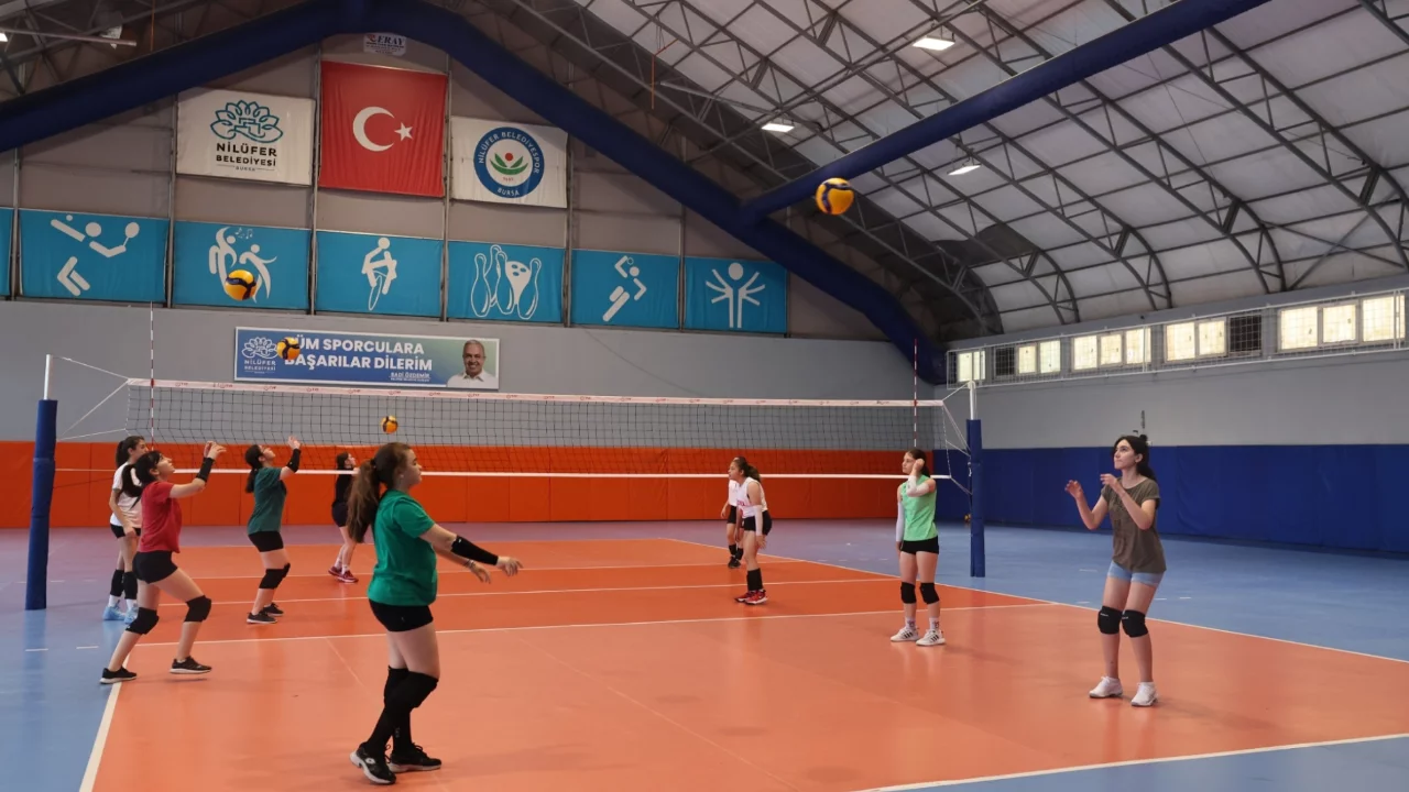 Nil&uuml;fer'de Yaz Tatili Sporla Renklenecek: &Ccedil;ocuklar İ&ccedil;in Kapsamlı Eğitim Programı Başlıyor