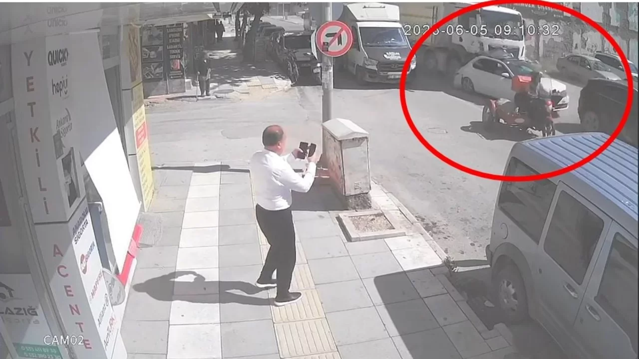 Freni boşalan hafriyat kamyonu, 10 araca çarptı; 5 yaralı