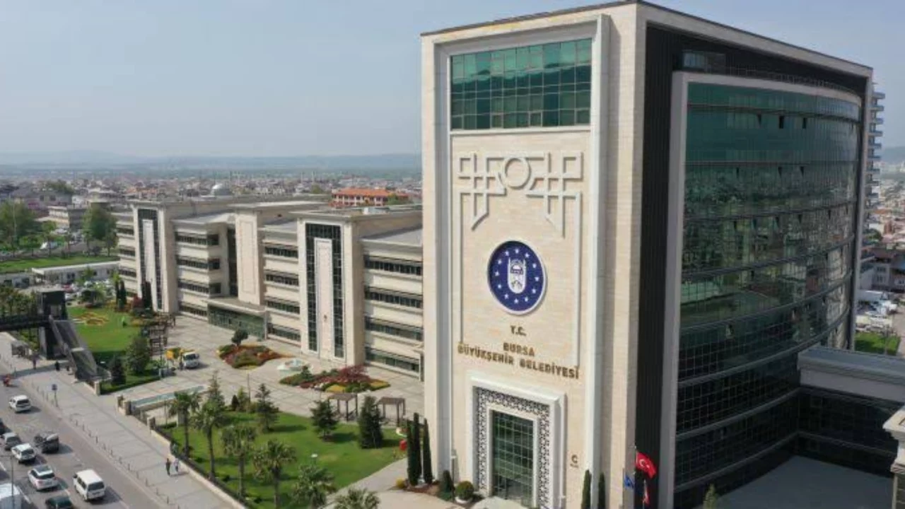 Bursa B&uuml;y&uuml;kşehir'de &uuml;st d&uuml;zey g&ouml;revlendirme!