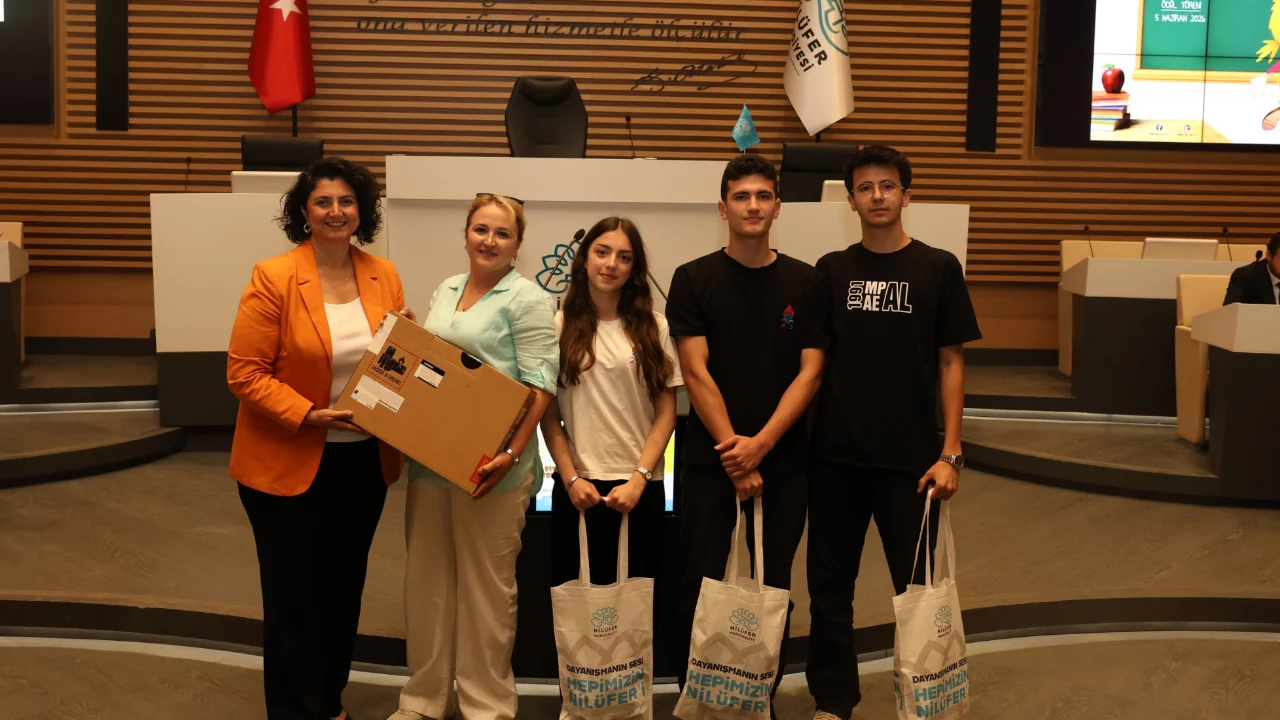 Nilüfer'de çevre kahramanları ödüllendirildi