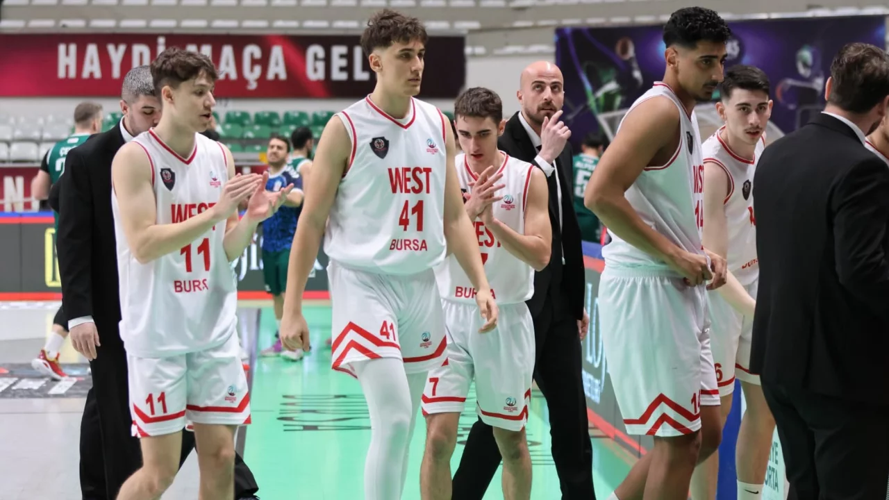 Geleceğin basketbolcuları Bursa'da parkeye çıkacak! Altyapı seçmeleri başlıyor