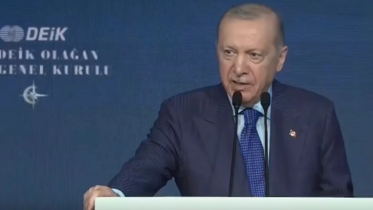 Cumhurbaşkanı Erdoğan, canlı yayında &ccedil;ağrıda bulundu: T&uuml;rkiye'ye gelin, T&uuml;rkiye'ye yerleşin
