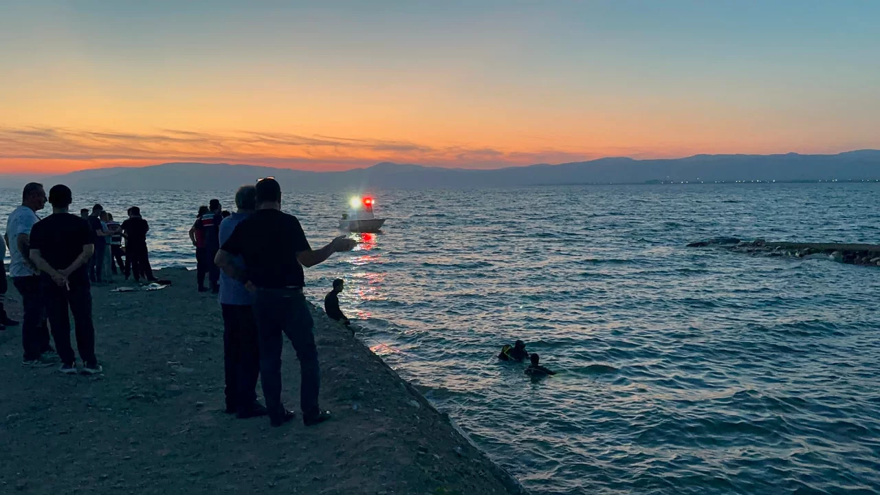 Bursa'da baba-oğul dehşeti! G&ouml;le 2 kişi girip, 1 kişi &ccedil;ıkabildiler...