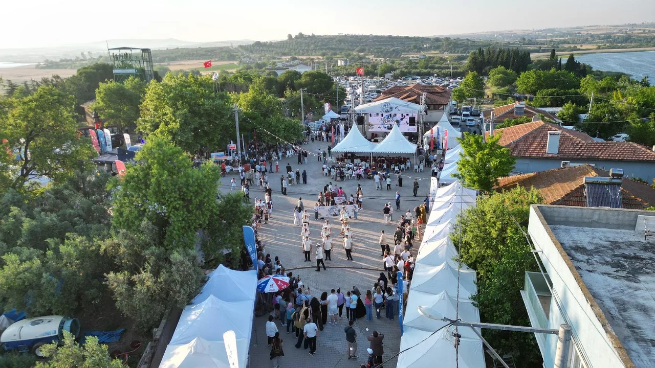 Bursa Leylek Şenliği coşkuyla başladı 