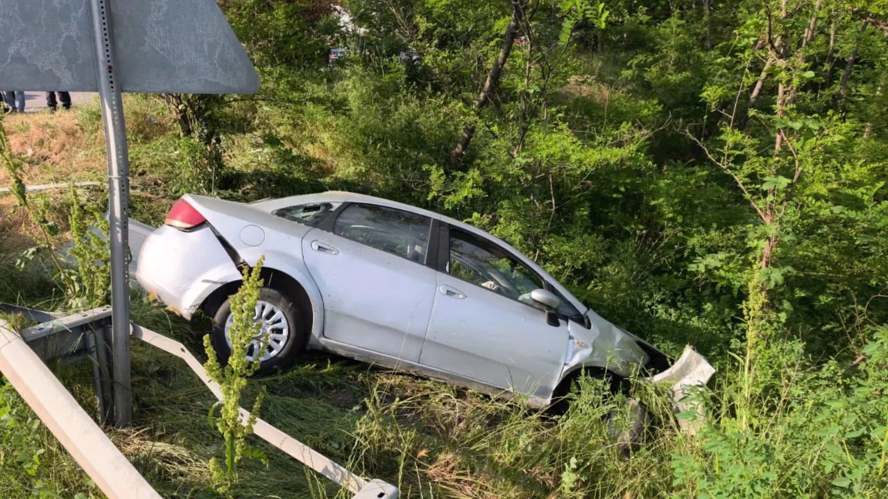 Bursa'da ortalığı savaş alanına &ccedil;eviren kaza! &Ccedil;ok sayıda yaralı var...