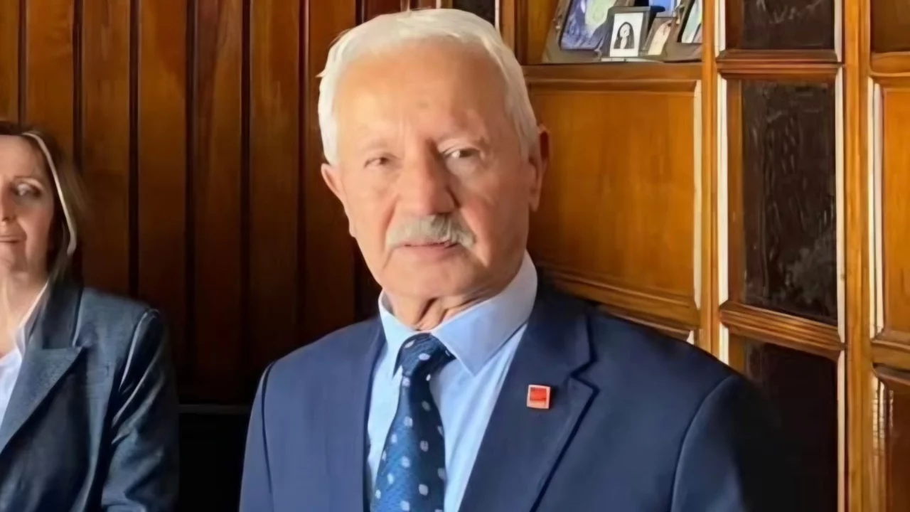 Gece boyu arandı, gün ağarınca botlarla arama çalışmaları yeniden başladı