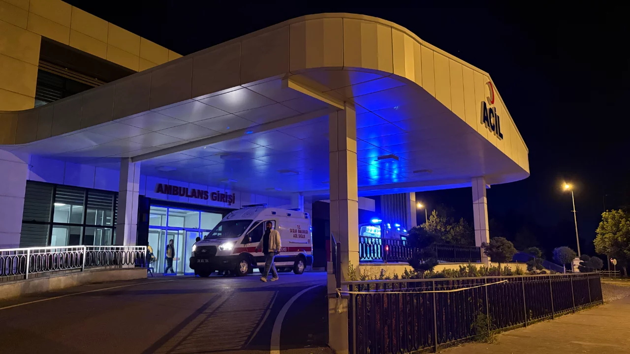 Mahallede panik yaratan olay! Gen&ccedil; adam yaşam m&uuml;cadelesi veriyor