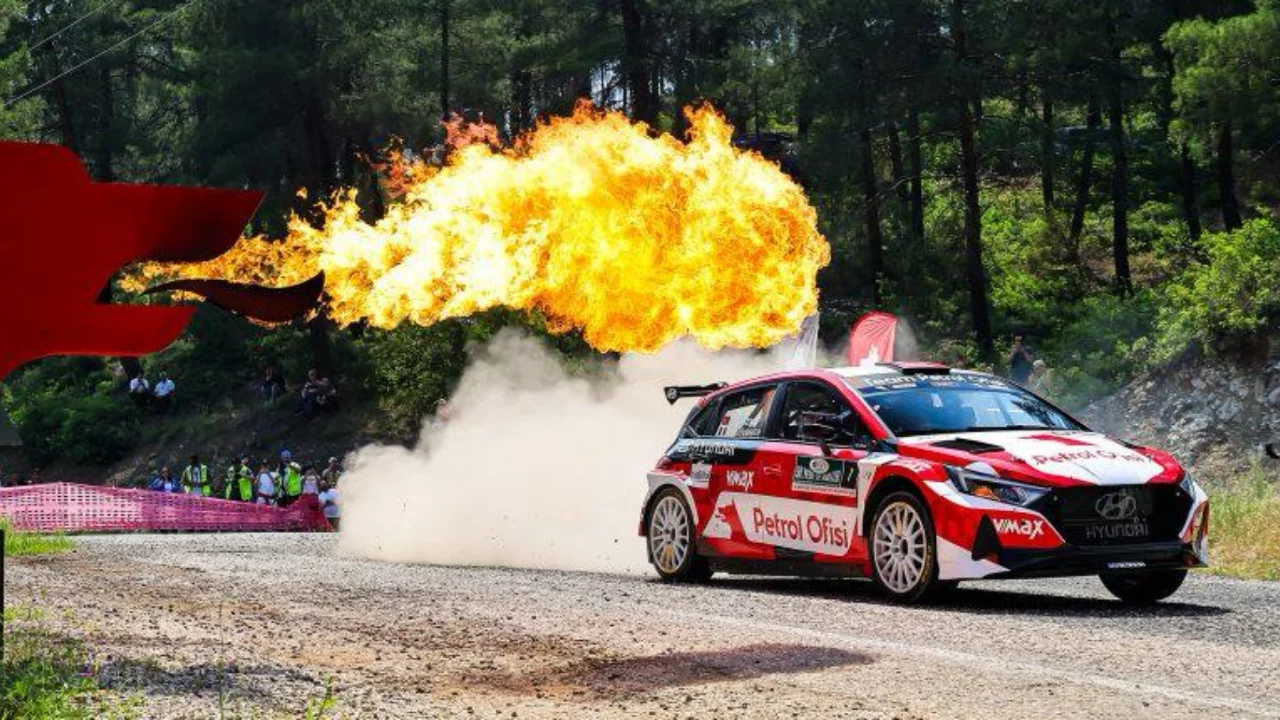 50. Yeşil Bursa Rallisi'nde adrenalin dolu final