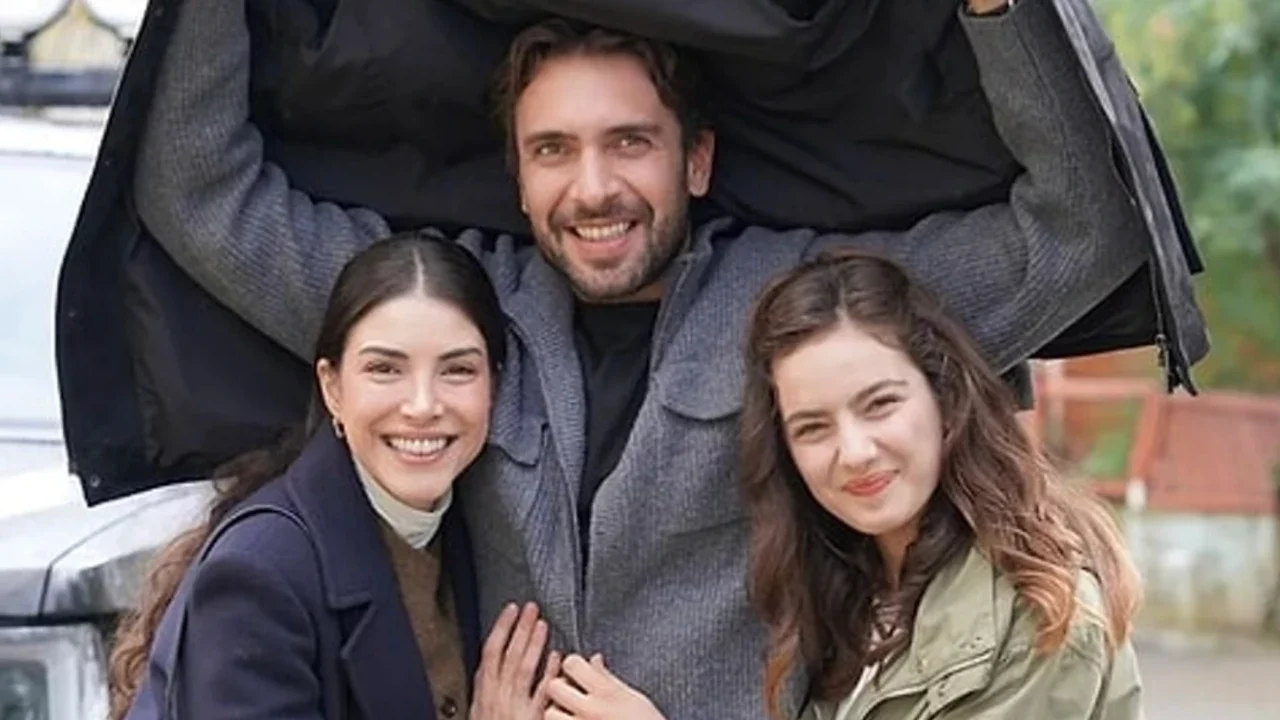"Taşacak Bu Deniz"de ayrılık sinyali! Sezon finali sonrası gözler oyuncu kadrosuna çevrildi