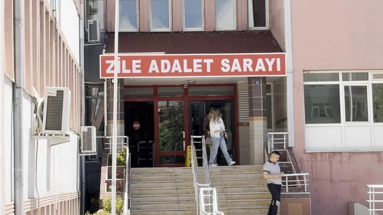 Evde ölü bulunan genç kadının annesi ve kardeşleri tutuklandı