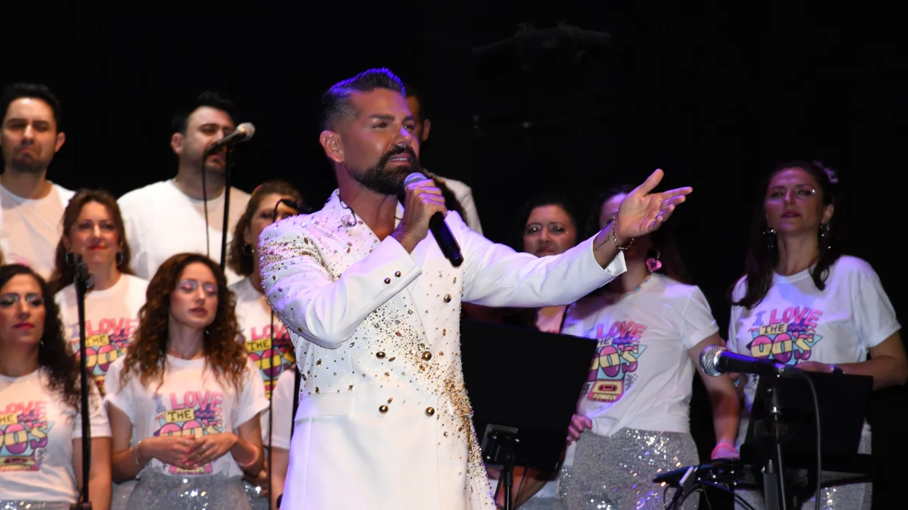 Bursa'da Mehmet Çevik Rüzgarı: Nilüfer Konservatuvar Derneği Korosu ile unutulmaz bir gece!