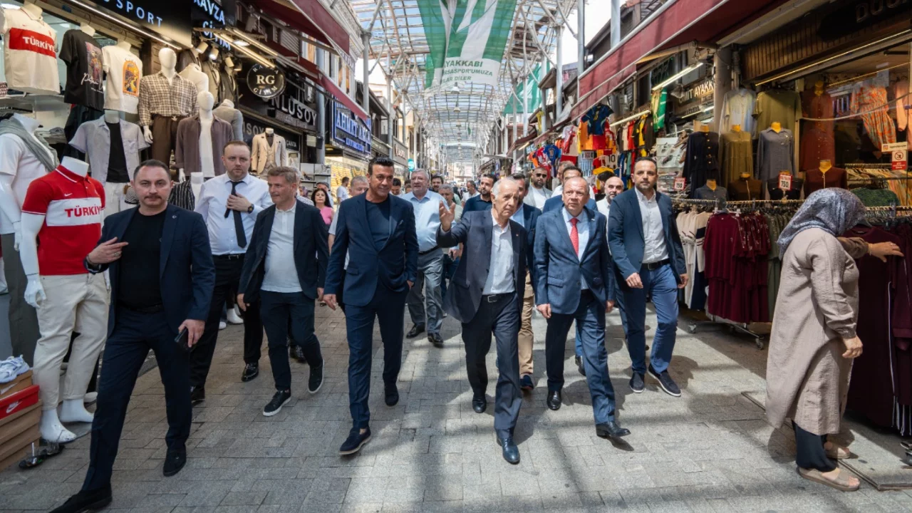 Özer Matlı'dan çarşı esnafına ziyaret