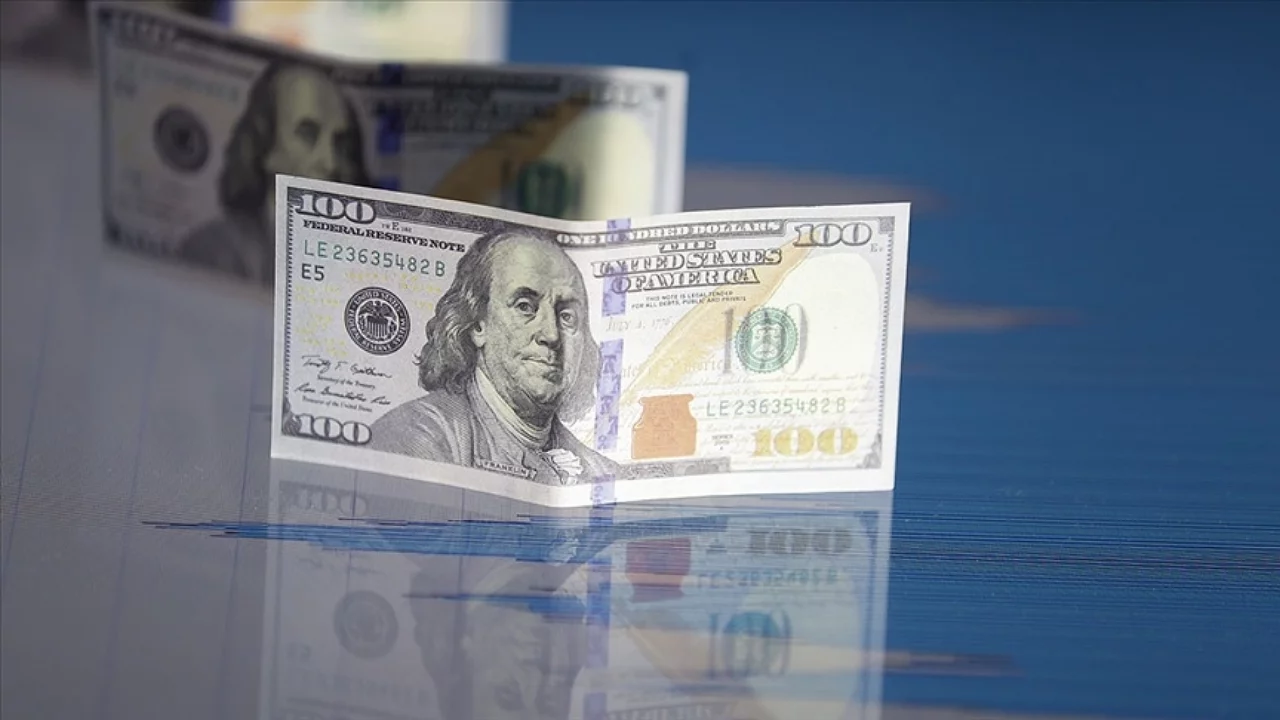 Dolar ve euro y&uuml;kselişle başladı! G&ouml;zler ABD enflasyonu ve TCMB kararında