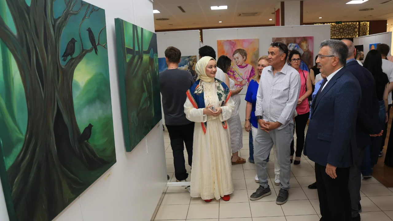 BUÜ 'Resim Bölümü Mezuniyet Sergisi 2026' sanatseverlerle buluştu