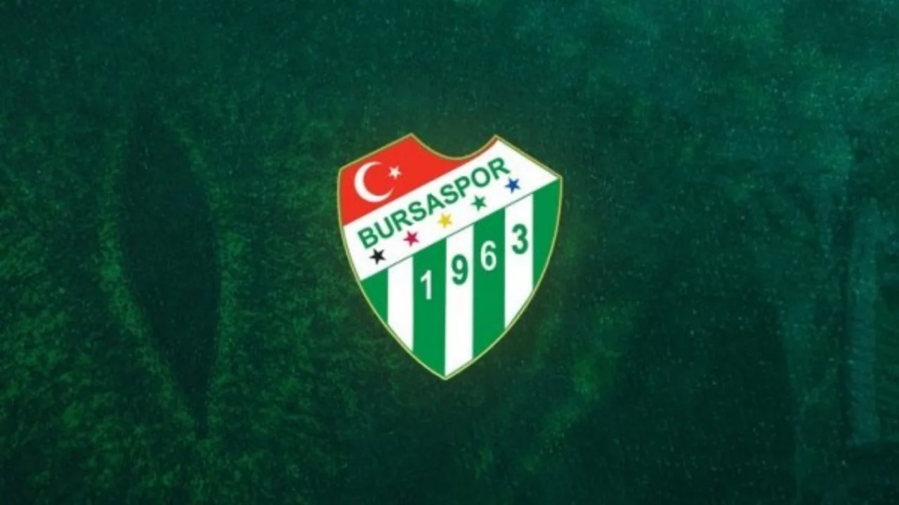 Bursaspor'dan flaş karar: Altyapı ekibine veda