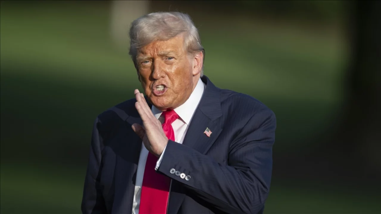 Trump'tan İran'a: Müzakere için uzun süre beklediler, şimdi bedelini ödeyecekler