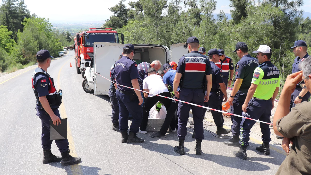 Saatlerdir haber alamadığı babasının cansız bedenini buldu!