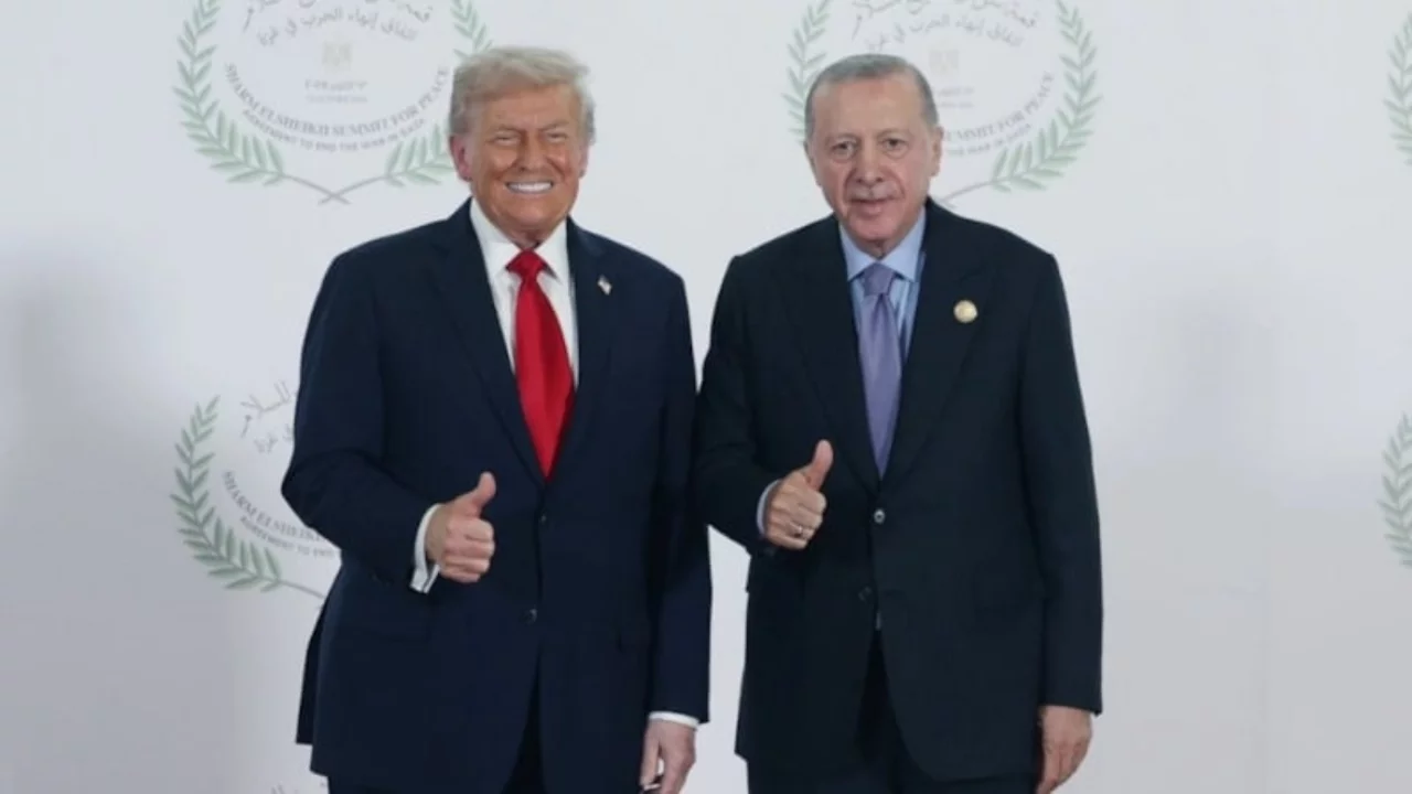 Trump'tan Cumhurbaşkanı Erdoğan'a &ouml;vg&uuml; dolu s&ouml;zler: "&Ccedil;ok g&uuml;&ccedil;l&uuml; ve harika bir lider"