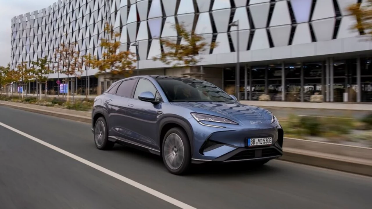 BYD, Türkiye'ye yağacağı yatırımı askıya almıştı! Bakanlıktan açıklama geldi...