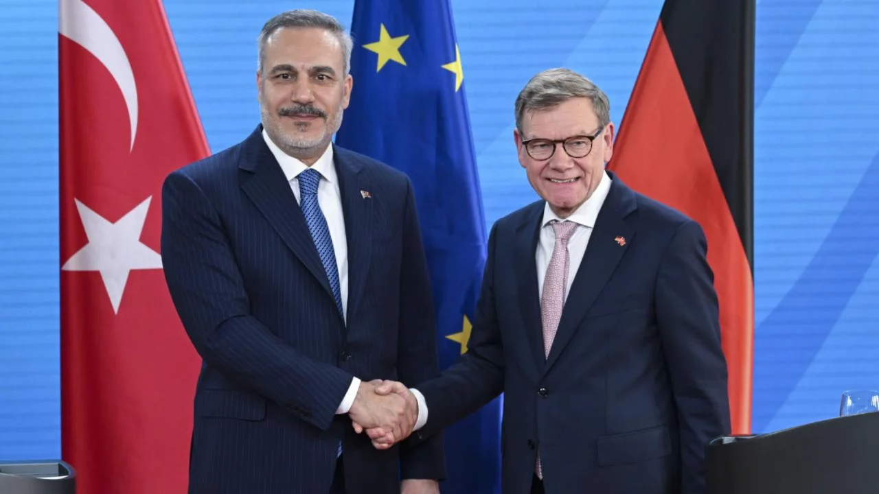 Bakan Fidan, Alman mevkidaşı ile görüştü 