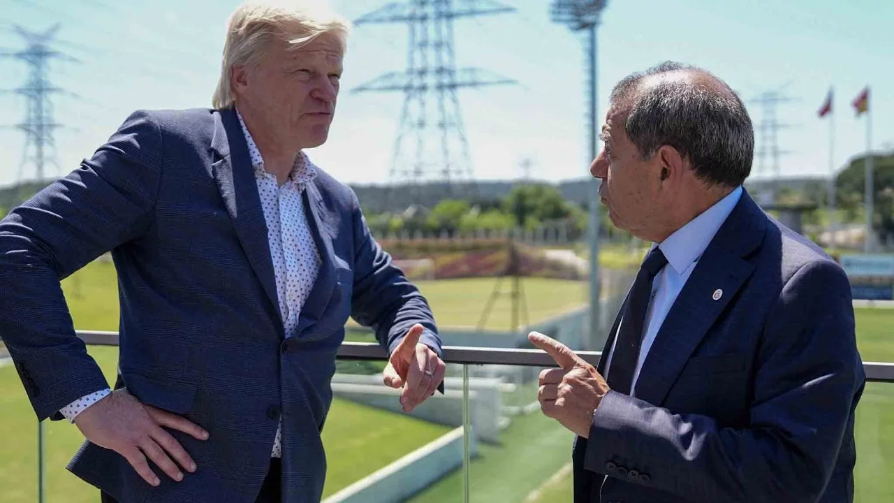 Oliver Kahn'dan Galatasaray'a sürpriz ziyaret
