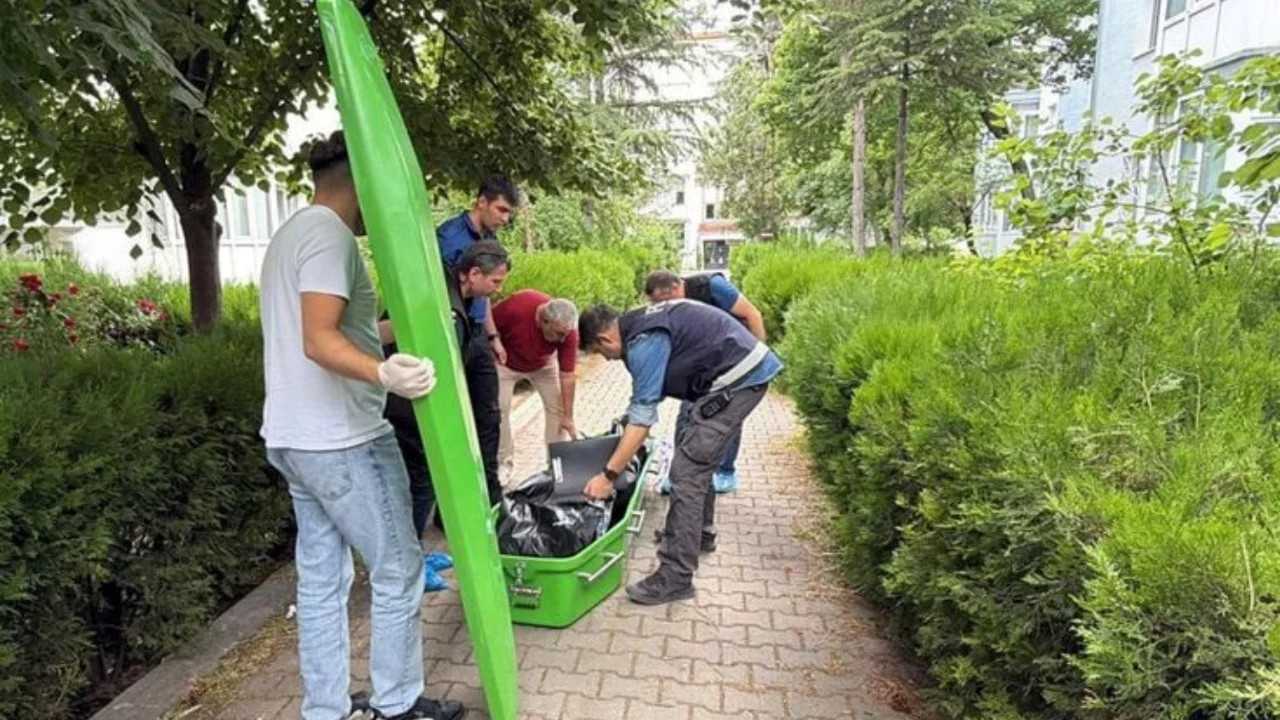 Evde hayatını kaybetti, parmak izi sonucu ağızları a&ccedil;ık bıraktı!