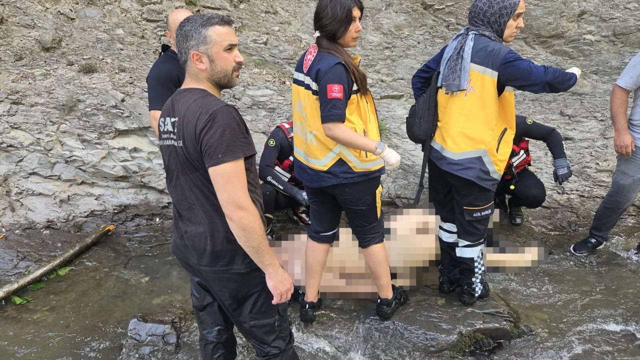 Serinlemek için girdiği derede can verdi