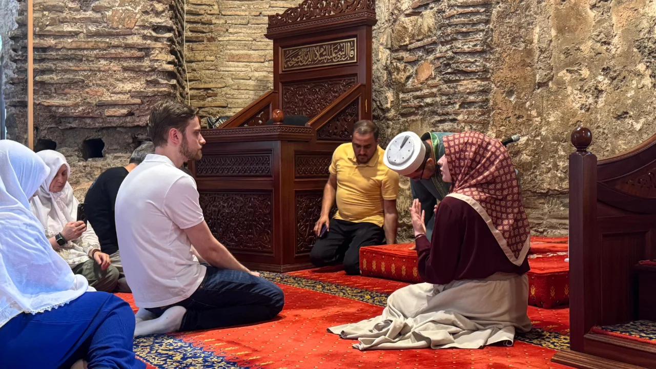 İspanya'da tanıştı, Bursa'da hayatının en b&uuml;y&uuml;k kararını aldı!