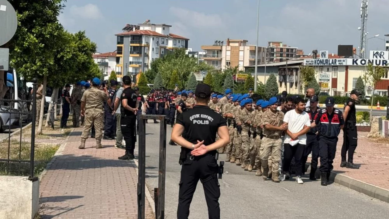 Bursa dahil 27 ilde eş zamanlı operasyon: &Ccedil;ok sayıda ş&uuml;pheli adliyeye sevk edildi