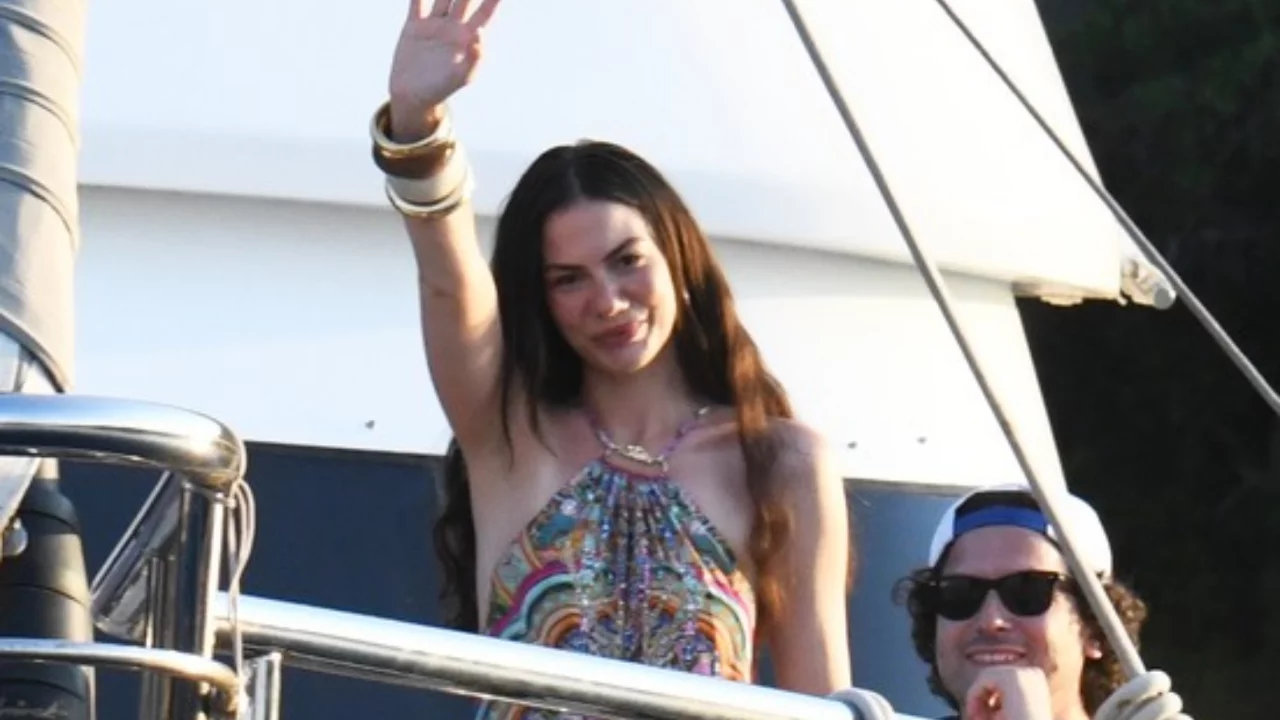 Demet Özdemir rotayı Göcek'e çevirdi! ailesiyle çıktığı lüks tatil dikkat çekti