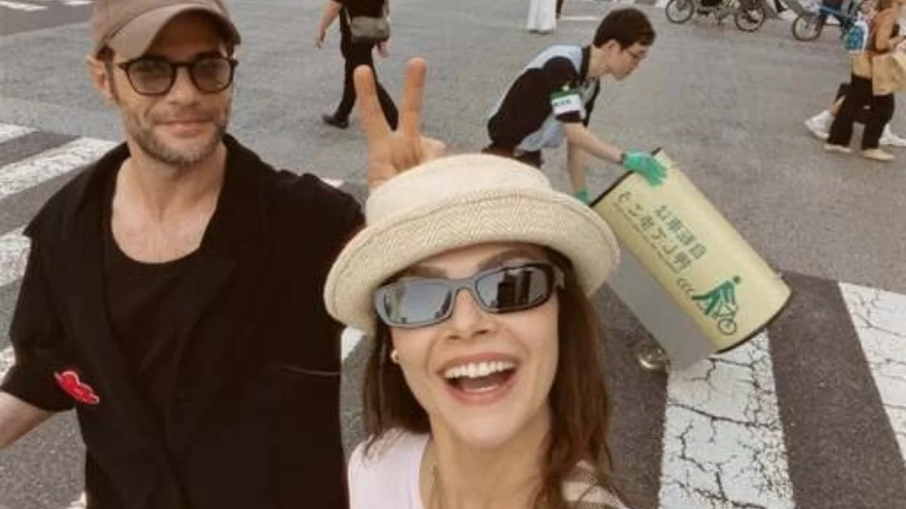 Sinem &Uuml;nsal ve Berk Cankat'tan romantik Japonya tatili! Paylaşımları b&uuml;y&uuml;k ilgi g&ouml;rd&uuml;