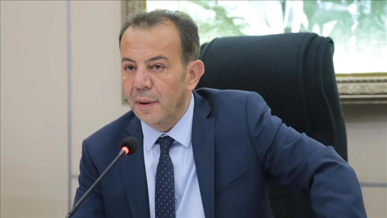 Tanju Özcan'dan flaş karar! Sosyal medyadan sert sözlerle duyurdu...