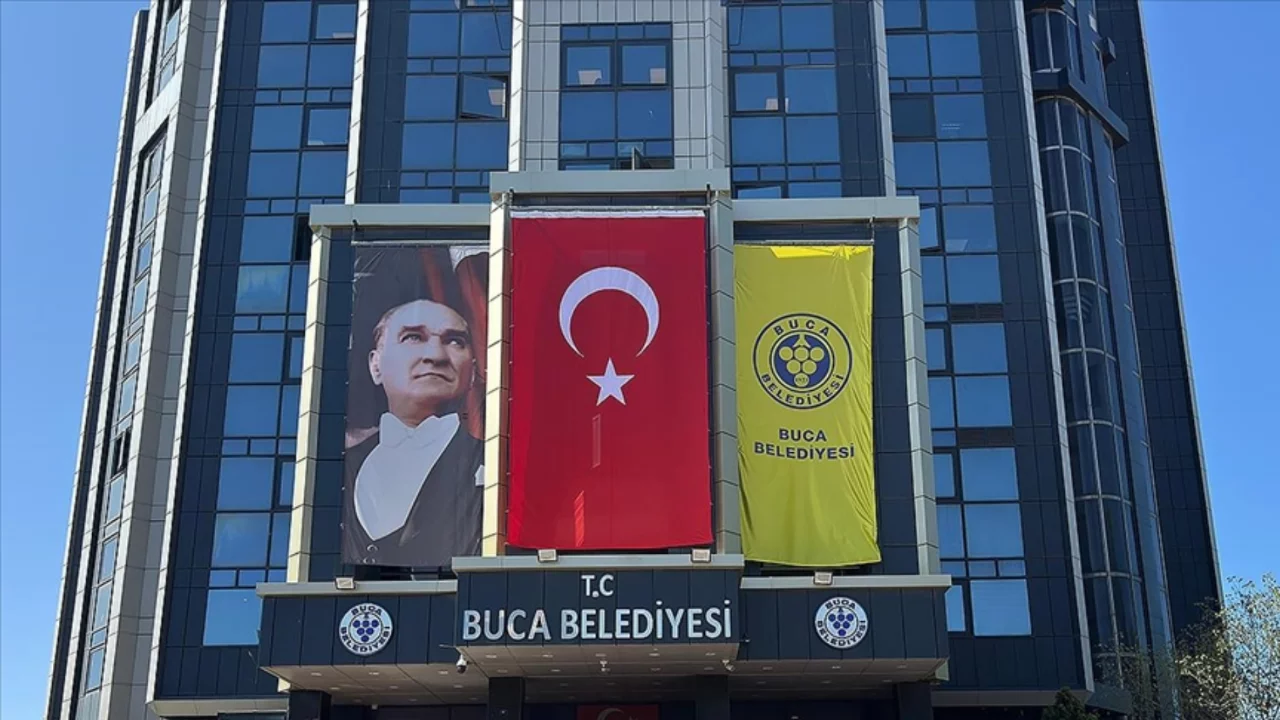 İzmir'de Buca Belediye Başkan Vekiliğine Hüseyin Benzer seçildi
