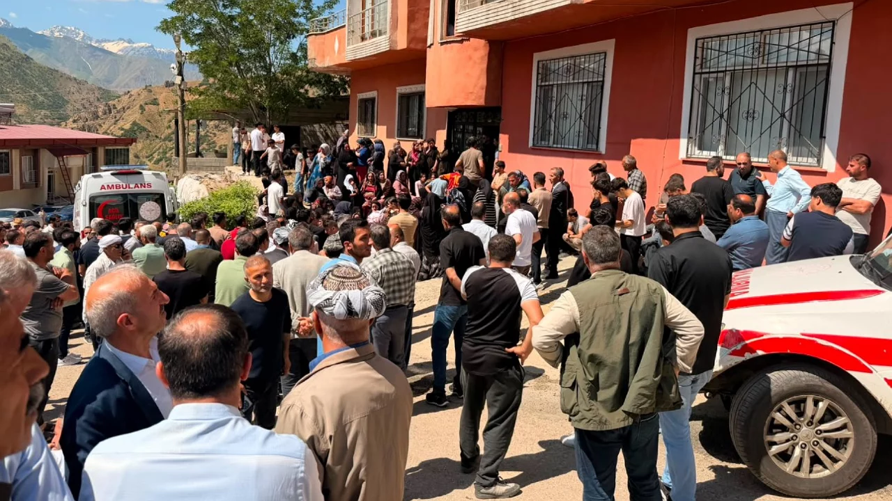 Uzman &ccedil;avuş dehşet sa&ccedil;tı! &Ccedil;ok sayıda &ouml;l&uuml;...