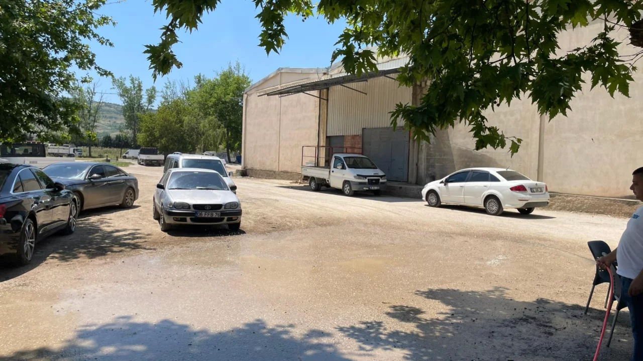 Bursa'daki o halde esnaf isyan etti! "Yıllardır aynı sorunları yaşıyoruz"
