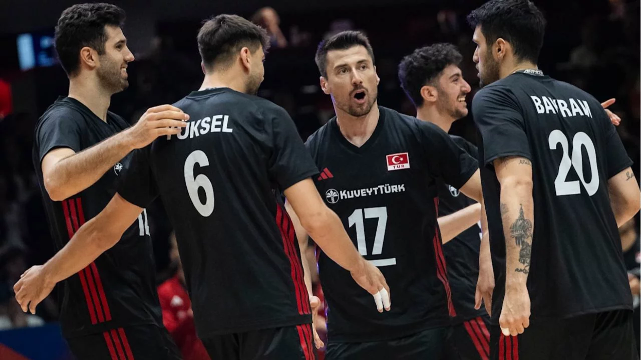A Milli Erkek Voleybol Takımı, Kanada'yı devirdi