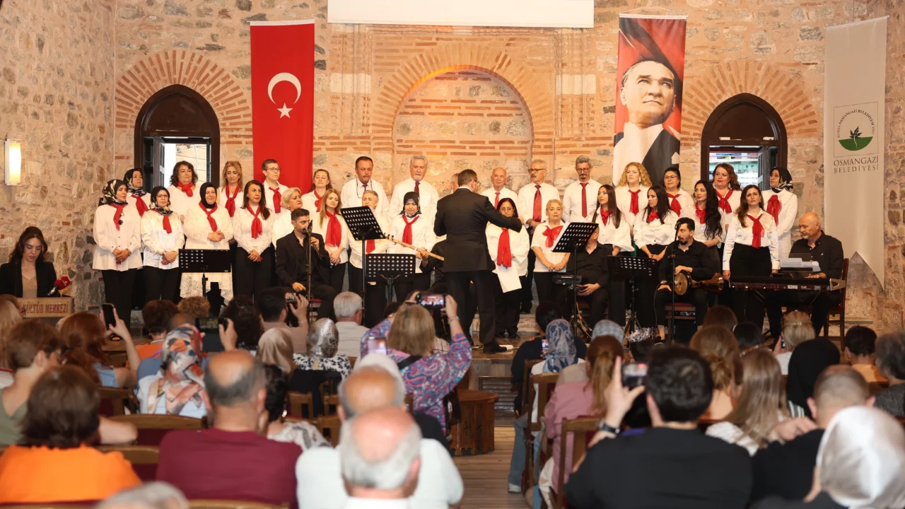 Osmangazi'de t&uuml;rk&uuml;ler g&ouml;n&uuml;llere işlendi