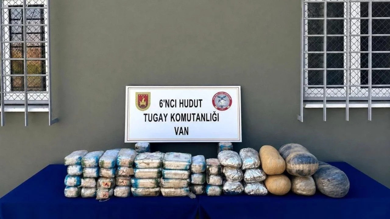 Sınır hattında 44 kilo uyuşturucu ele geçirildi