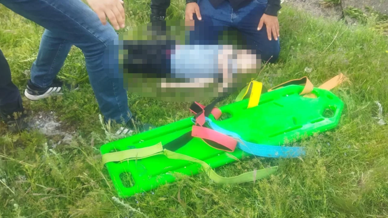 Sulama kanalına d&uuml;şen Yağız Ali bulundu! Durumu kritik...