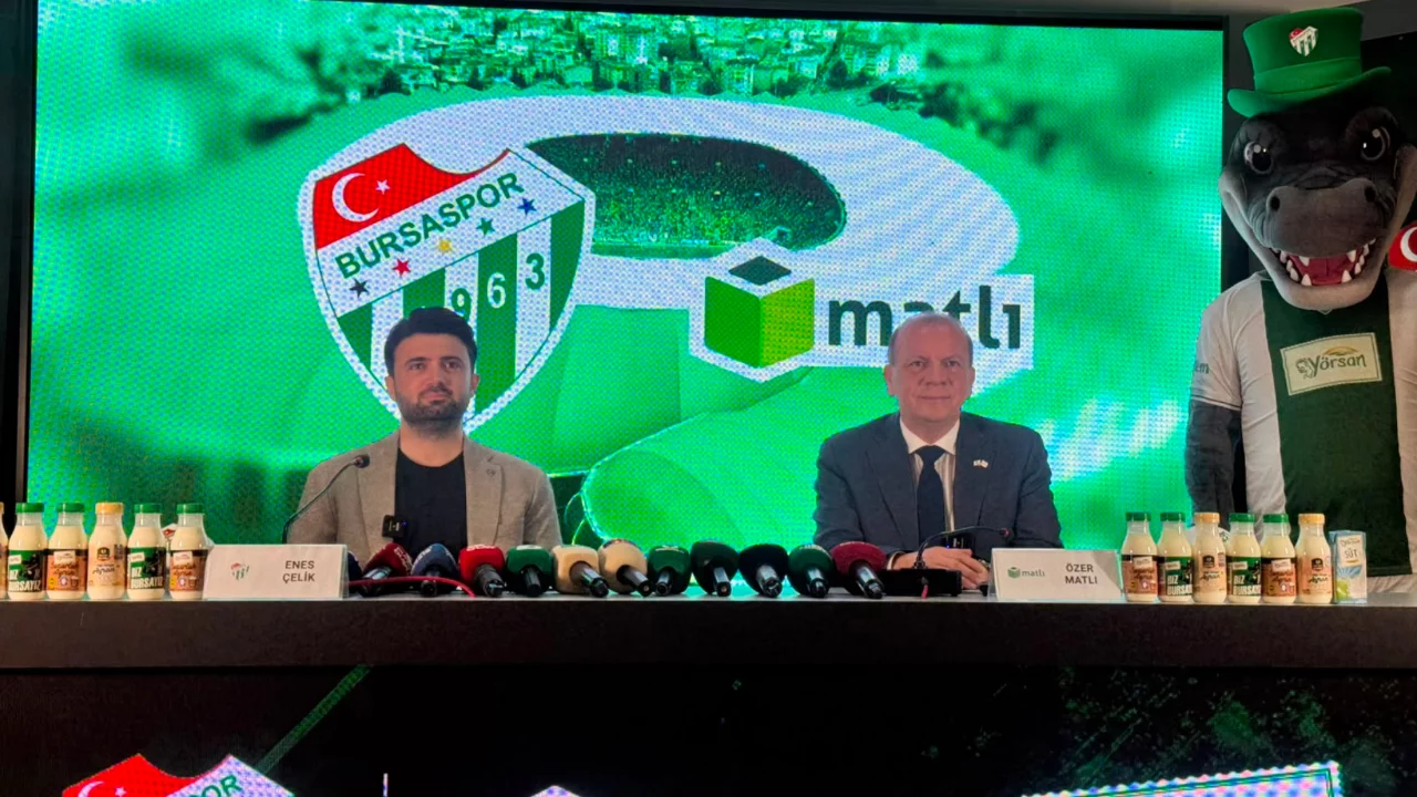 Bursaspor'a dev destek! G&ouml;ğ&uuml;s sponsoru belli oldu