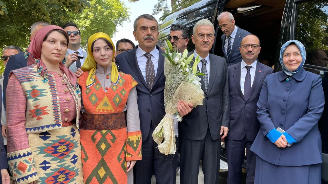 Milli Eğitim Bakanı Yusuf Tekin Bursa'da!