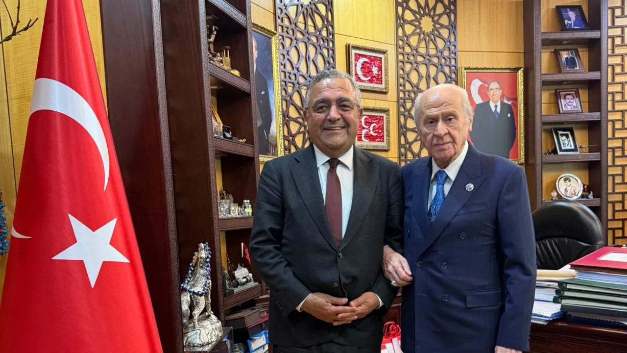 Devlet Bahçeli, Diyarbakır Milletvekili Sezgin Tanrıkulu'nu ağırladı