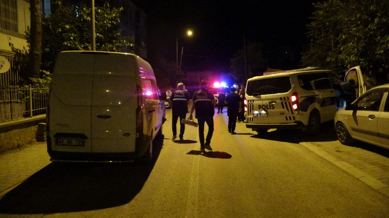 57 yaşındaki adam arkadaşının evinde &ouml;l&uuml; bulundu