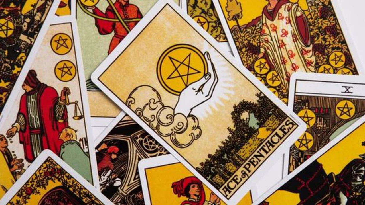18 Haziran günlük tarot falı: 18 Haziran Perşembe günü seni neler bekliyor? Günlük tarot kart açılımı!