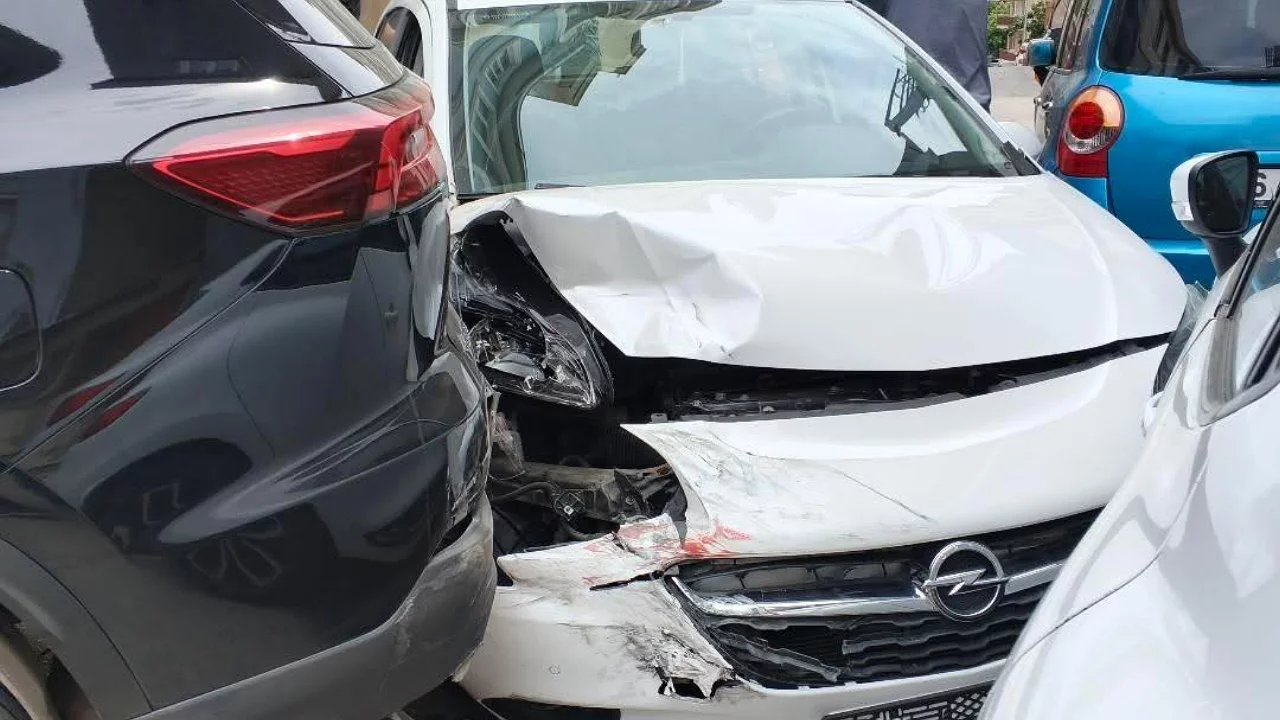 Bursa'da zincirleme kaza! Ortalık birbirine girdi