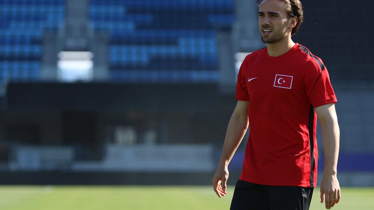 Yunus Akgün: "Ülkemize 3 puan armağan etmek istiyoruz"