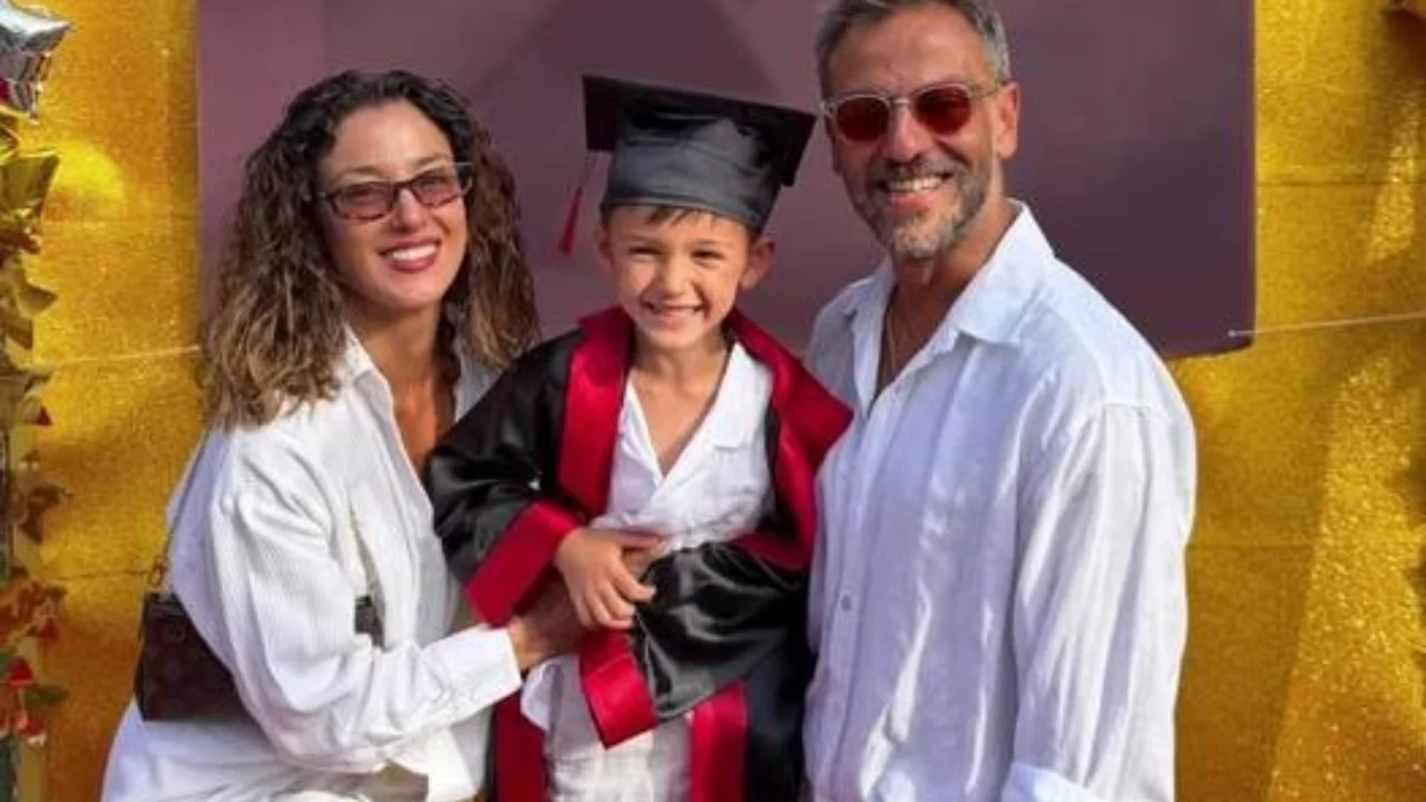 Ayrılık sonrası ilk karelerden biri! Cansu Tosun ve Erkan Kolçak Köstendil oğulları için yan yana geldi