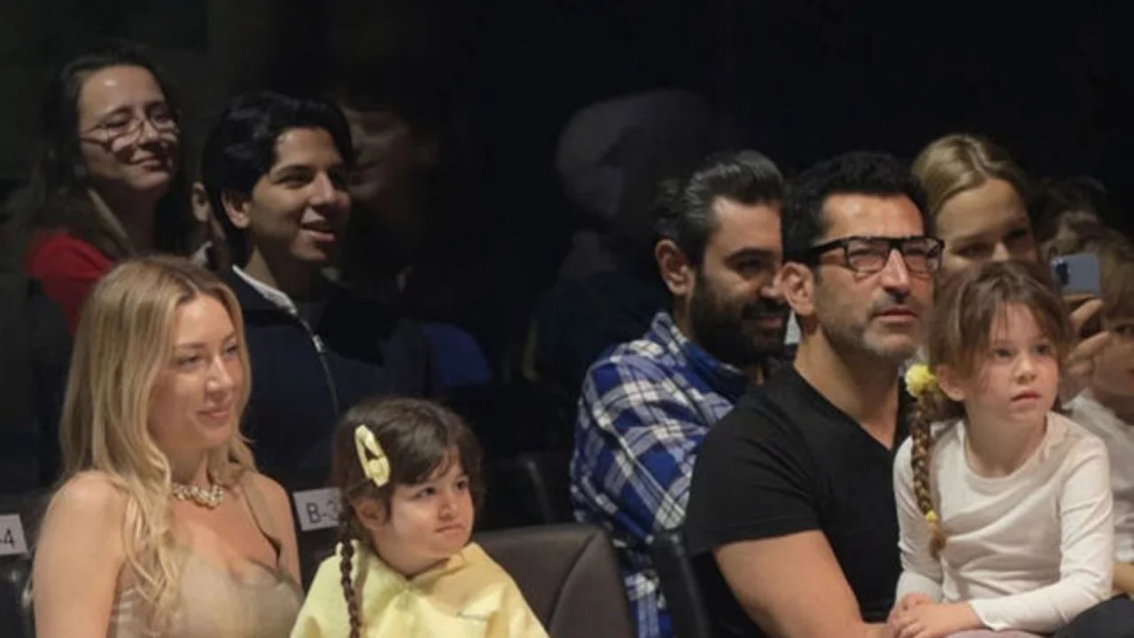 Sinem Kobal'dan Kenan İmirzalıoğlu'na aşk dolu kutlama!
