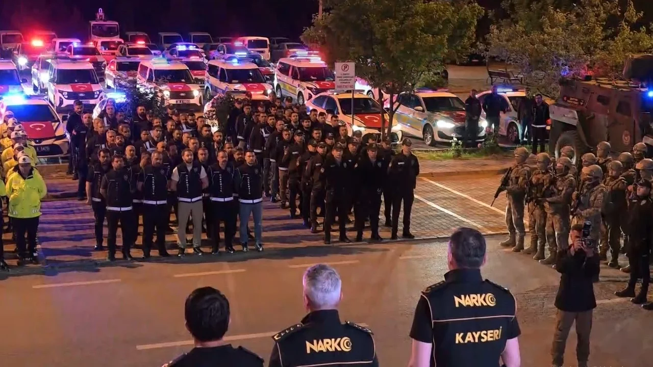 Tarihi uyuşturucu operasyonu: 261 gözaltıdan 211'i tutuklandı
