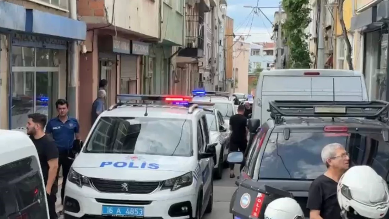 Bursa'da korkun&ccedil; olay! Bir kadını &ouml;ld&uuml;r&uuml;p canına kıydı